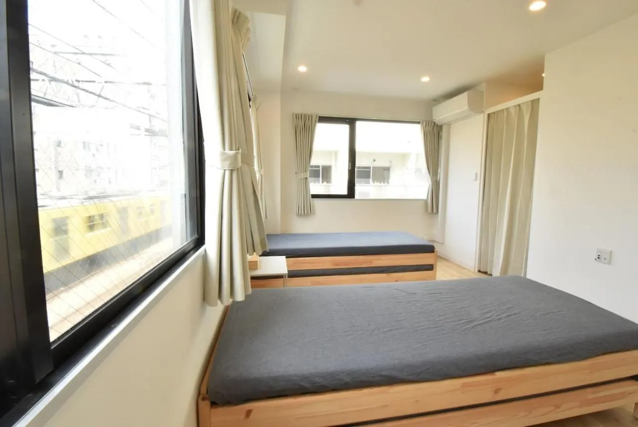 Enzo Tokyo Apartment 0*,  Japan