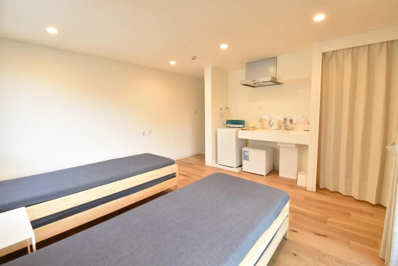 Enzo Tokyo Apartment 0*,  Japan